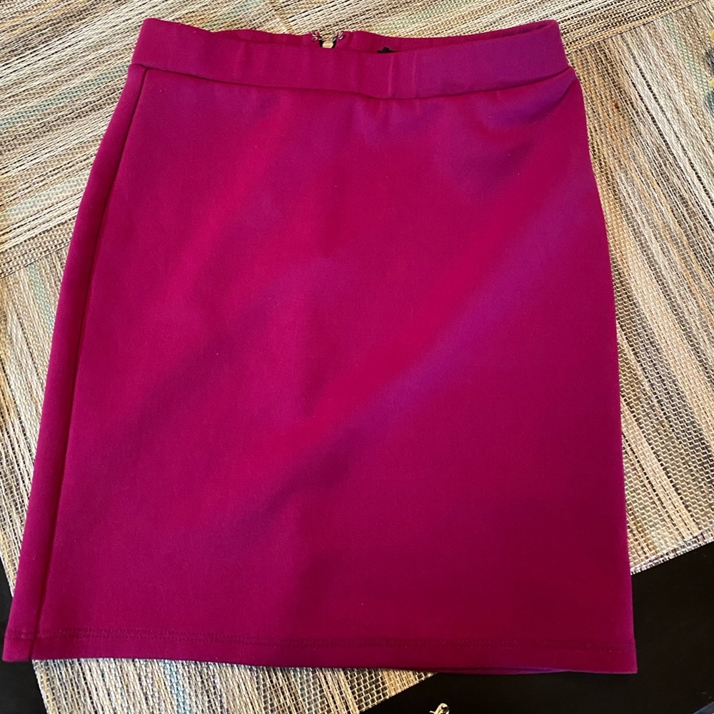Pencil mini skirt